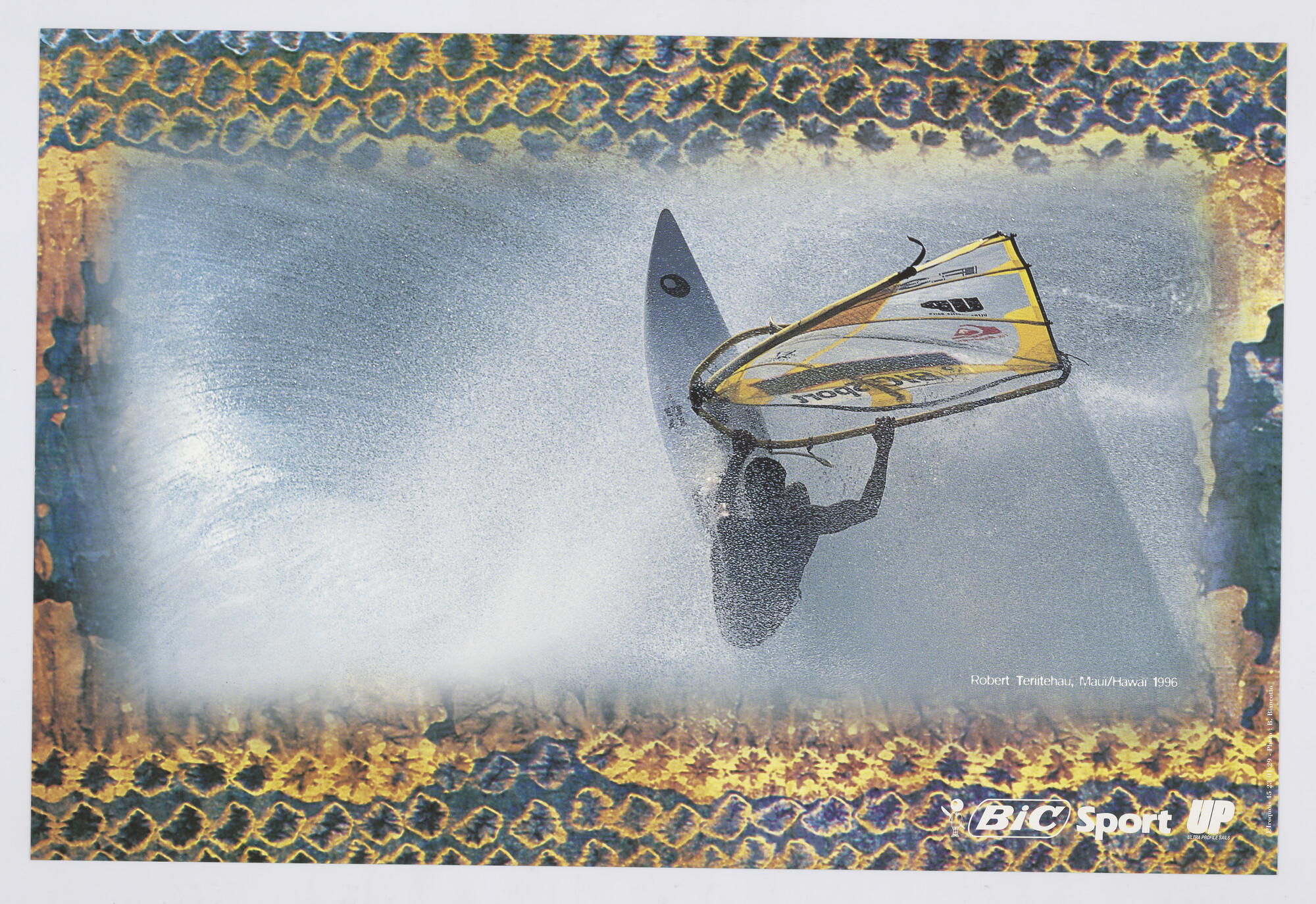 1997.0067; De surfer Robert Teriitehau in actie bij Mauï op Hawaï, 1996; affiche