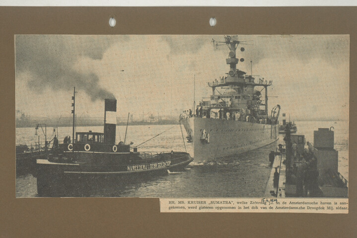 2001.1755; Omslag met vele foto's en knipsels van meest bergingsactiviteiten door Reederij v/h Gebroeders Goedkoop te Amsterdam in de periode 1929 / 1949; omslag