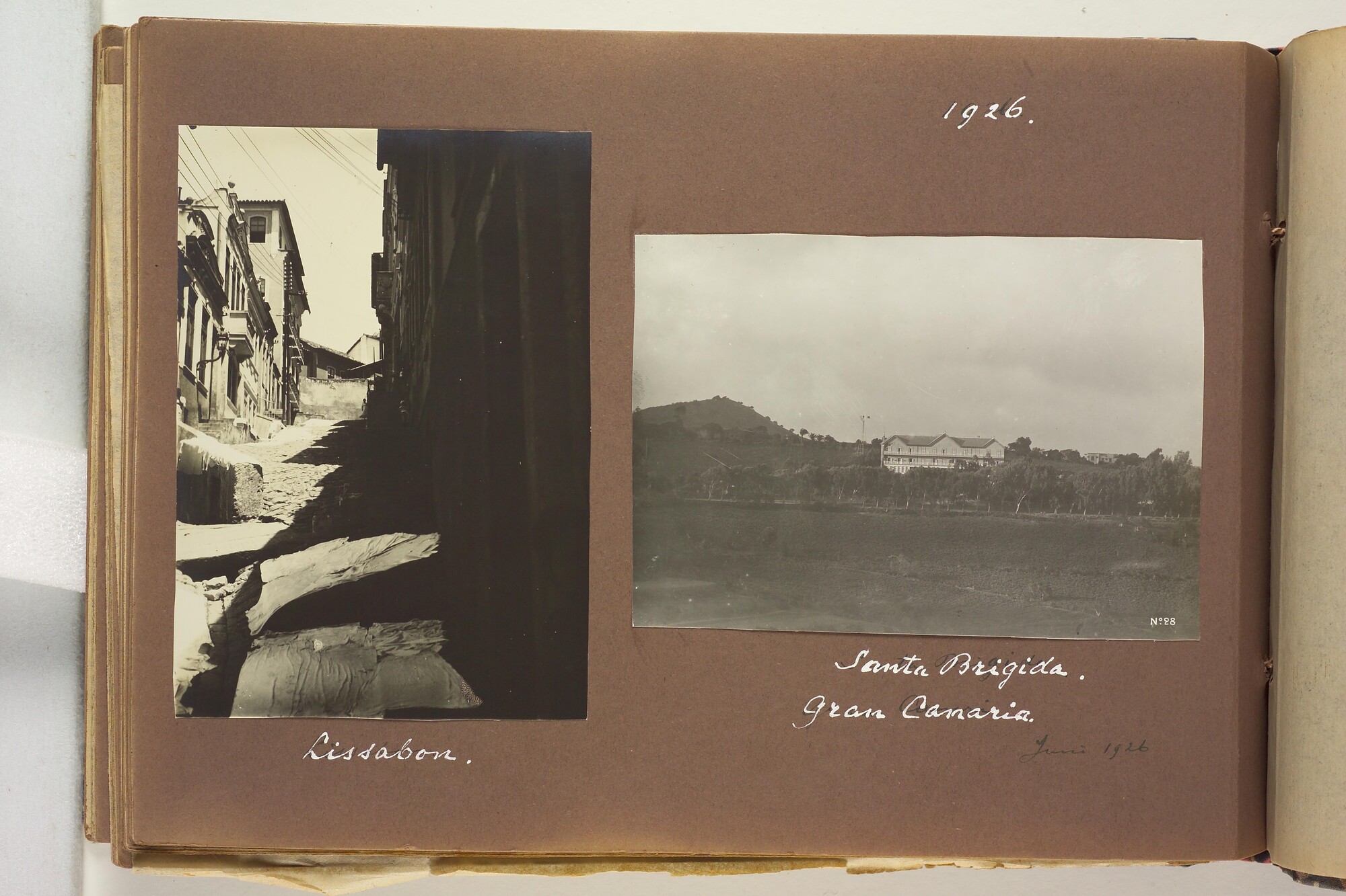 S.5679(01); Album van C.R. van Blijenburgh met foto's gemaakt tijdens reizen tussen 1901; fotoalbum