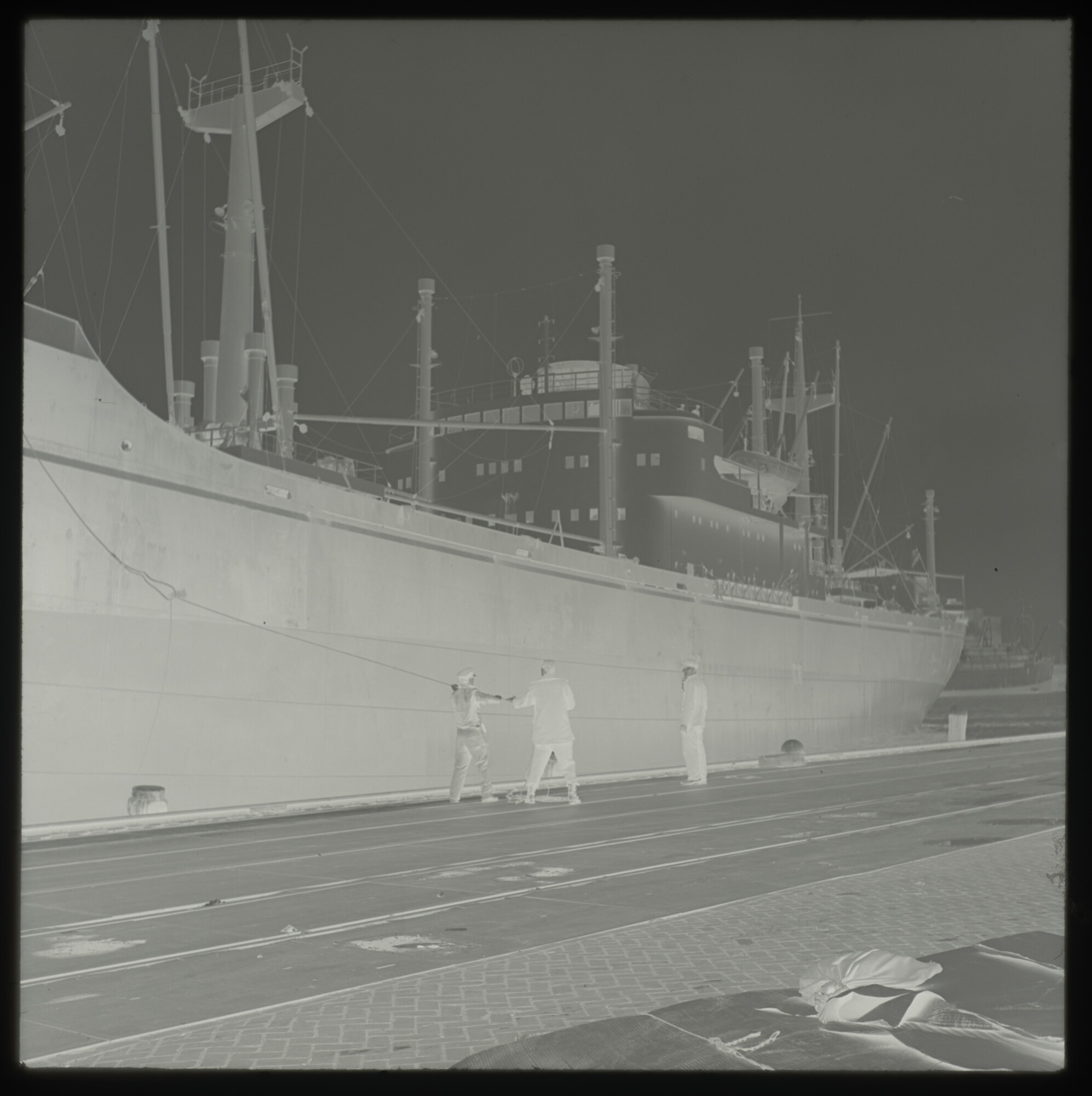 A.5263(02); Negatieven van een reis met het vrachtschip 'Woltersum' van de Stoomvaart; negatief