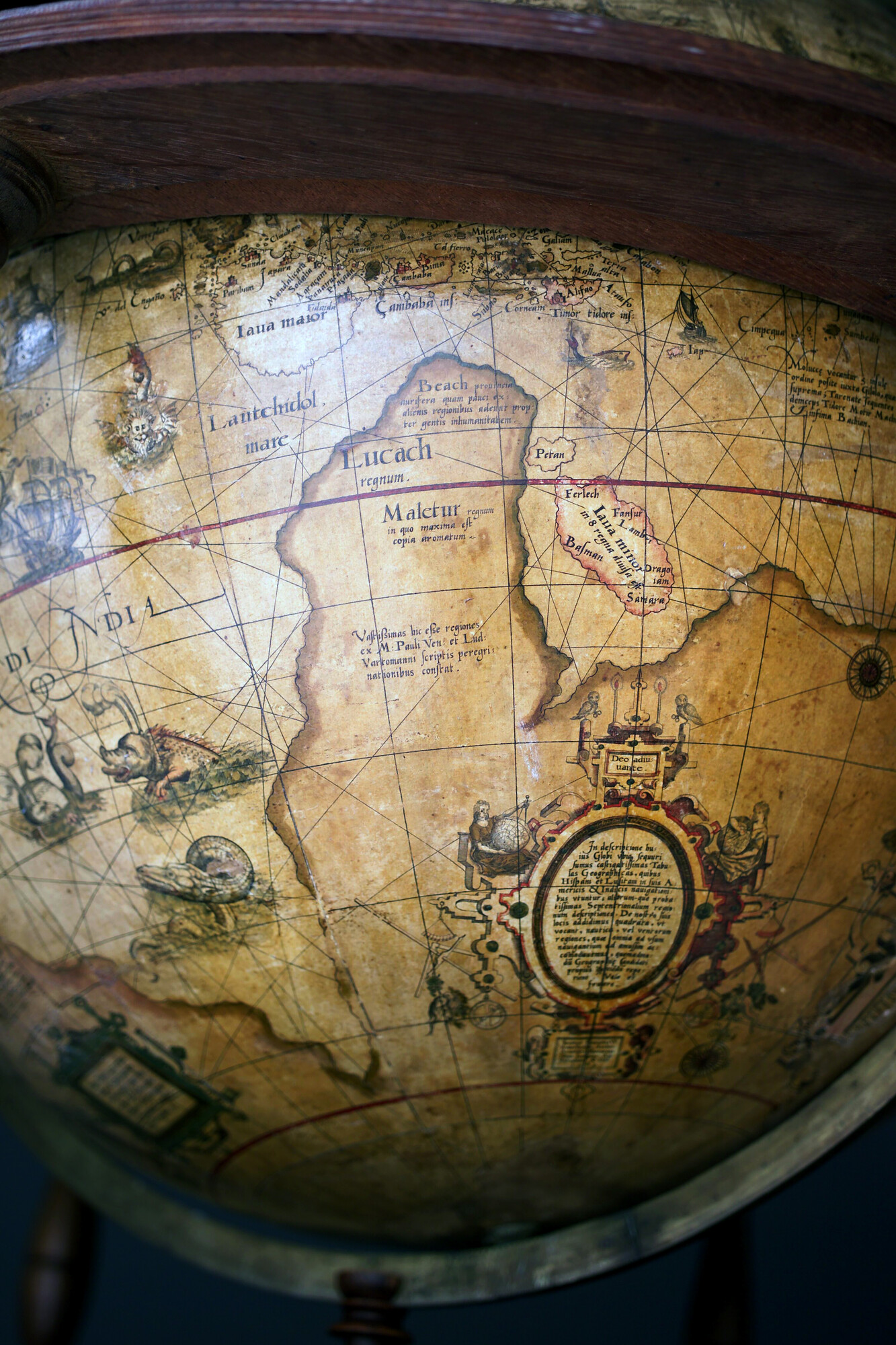 A.1140; Aardglobe van 52,5 cm doorsnede door Jacob Floris van Langren, 1589; globe
