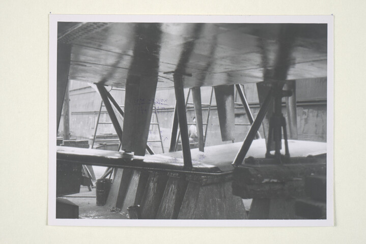 S.5219(12)0223; Fotos van de roerbladen en deel van het onderwaterschip van de [...]; fotoreportage