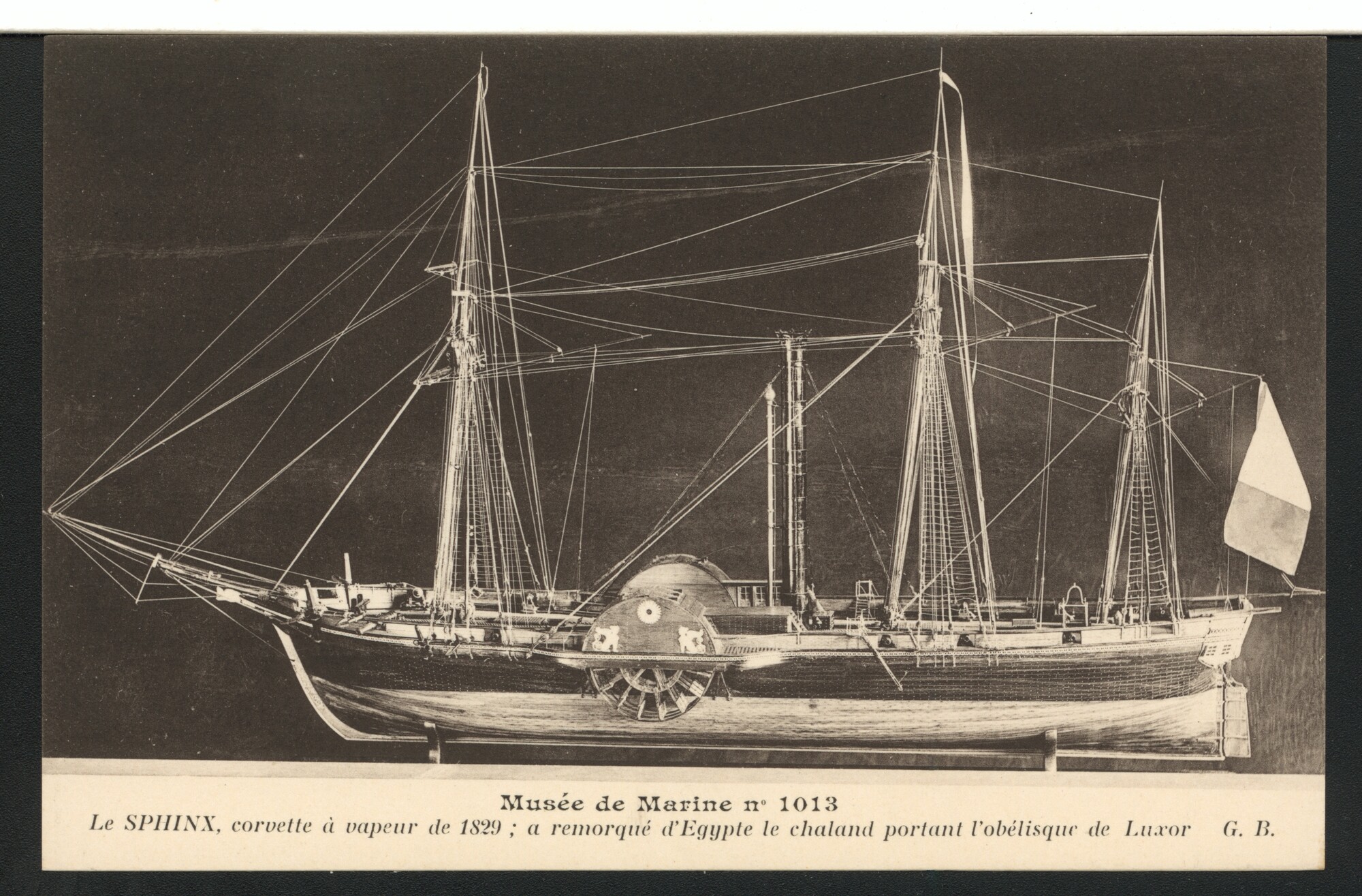 A.4876(397); Mapje van het Musee du Louvre (Musée de Marine) met 50 prentbriefkaarten met; prentbriefkaart-serie