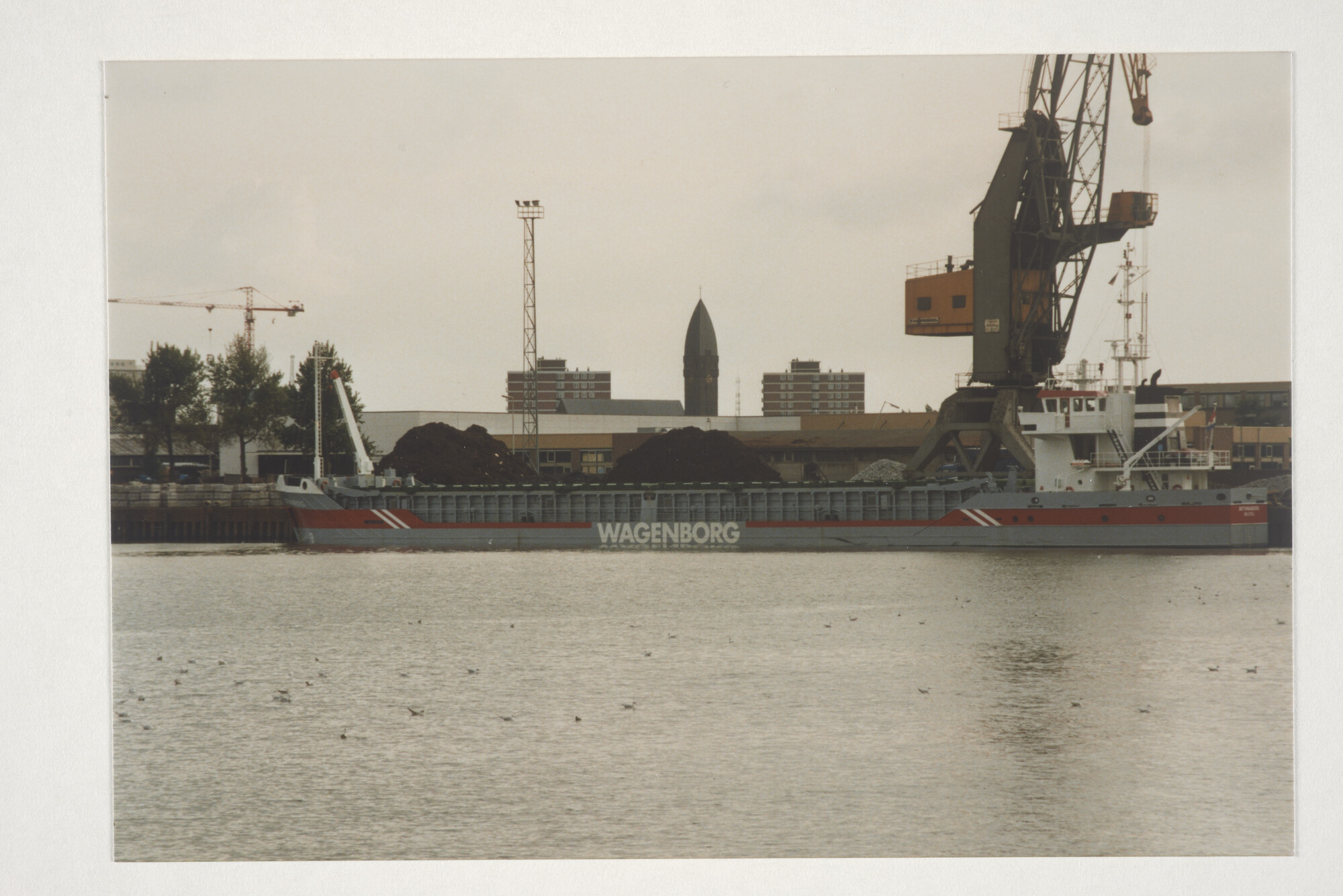 2000.0826; Kleurenfoto van de coaster ms. Bothniaborg van Wagenborg Shipping [...]; foto