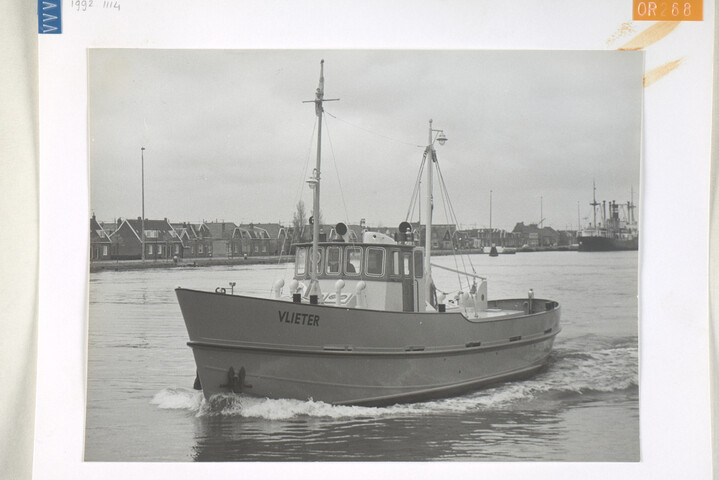 1992.1114; Het visserij-inspectievaartuig ms. 'Vlieter', tijdens de proefvaart; foto