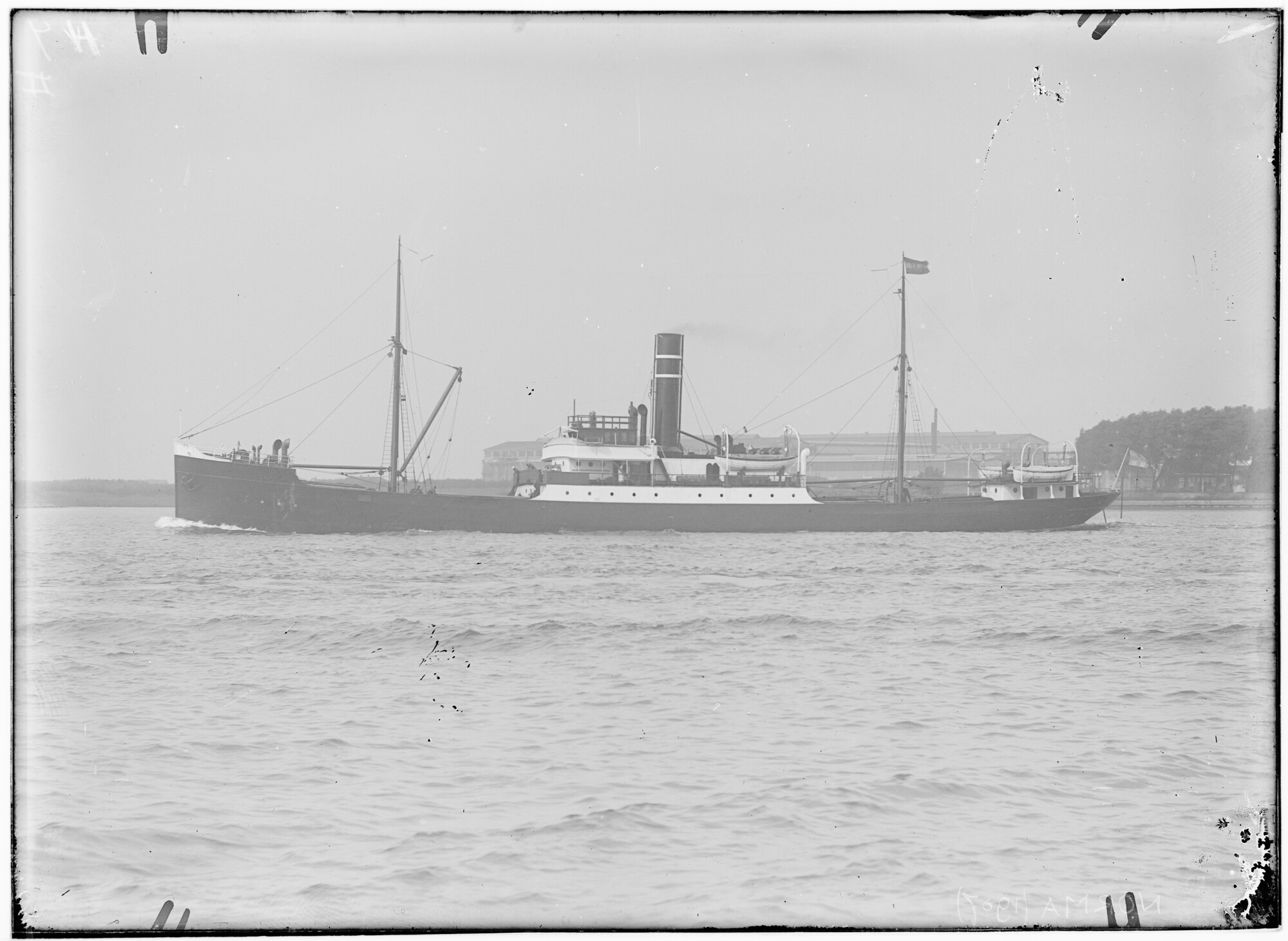 2018.1462; Glasnegatief van het vrachtschip Norma (Fins, 1907); glasnegatief