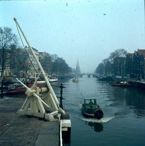 S.9100(4346); Stadsgezicht in Amsterdam; diapositief