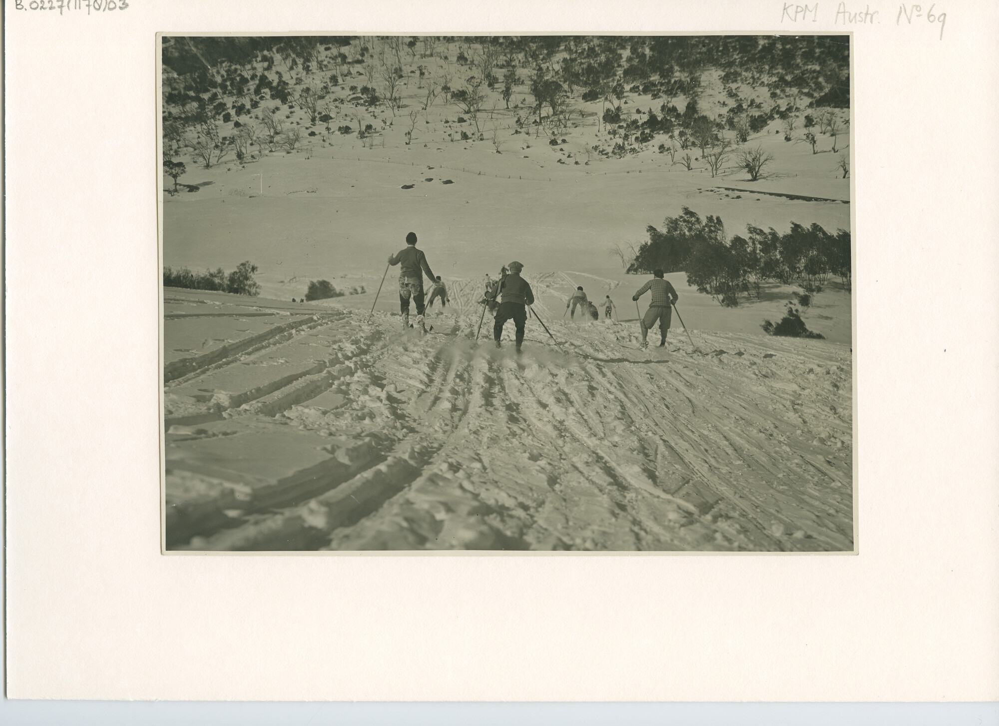 B.0227(1178)03; Wintersport: skiën in Kosciusko (New South Wales, Australië); foto