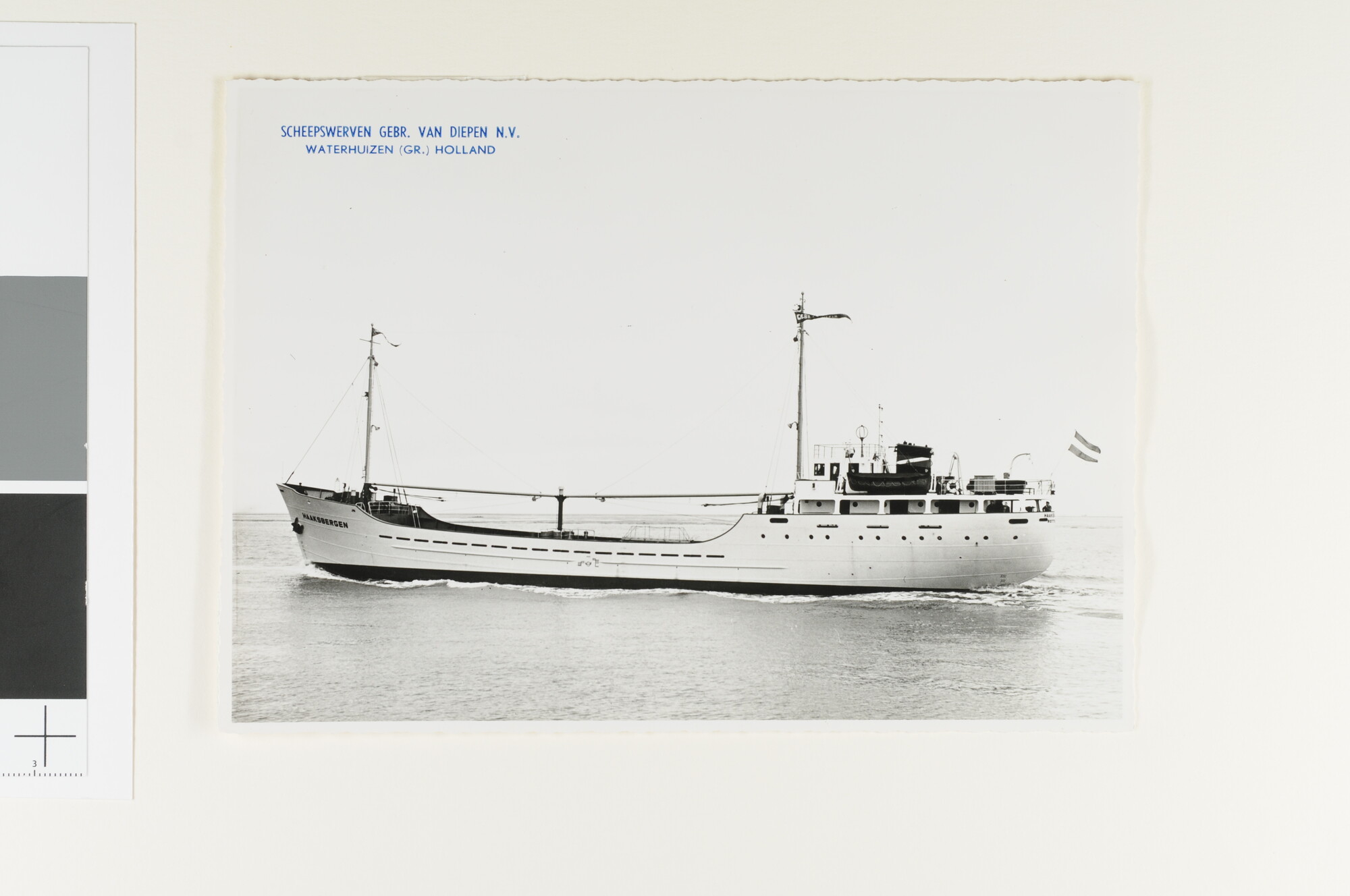 A.4509(216); De coaster ms. 'Haaksbergen' van de Zuid Hollandsche Scheepvaart Maatschappij; foto