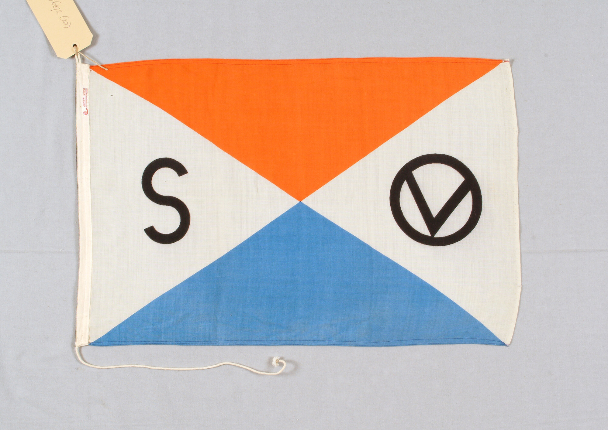 S.6872(020); Rederijvlag van Smith & van Ommeren te Rotterdam; vlag