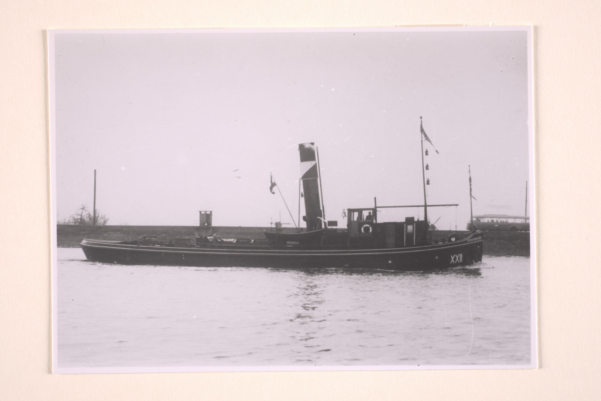 1996.3794; De rivierstoomsleepboot Sibajak (XXII) van de Handels- en Transport [...]; foto