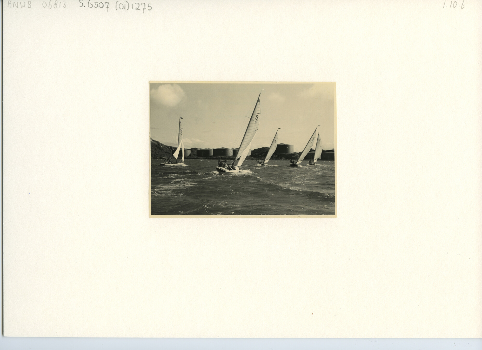 S.6507(01)1275; Foto van pampuswedstrijden op Brakkepunt, Caracasbaai, Curacao; foto