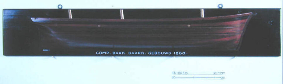S.1156(01)12; Halfmodel van het barkschip Baarn; scheepsmodel