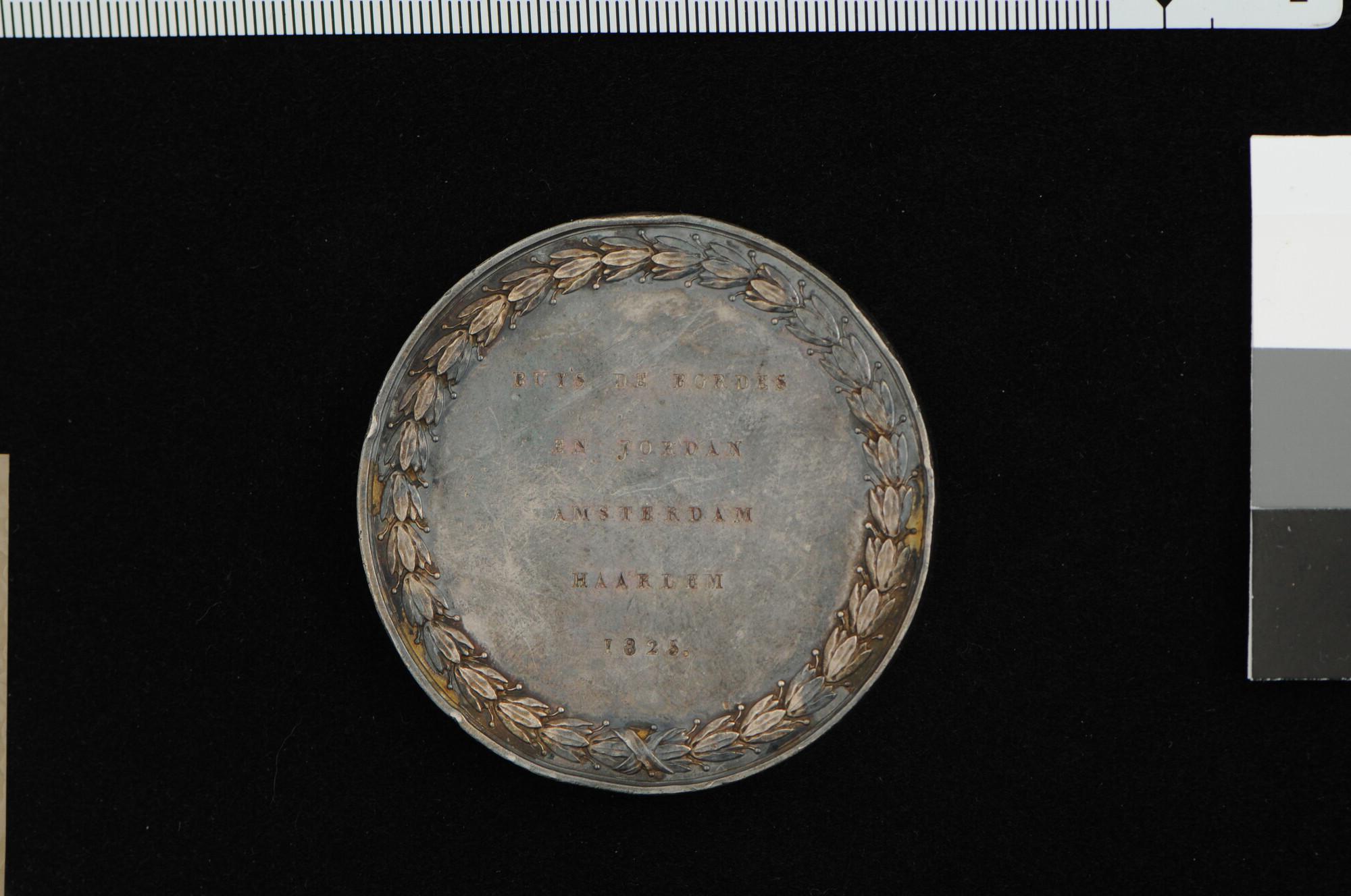 S.0762; Prijspenning voor de Nederlandse nijverheid, uitgereikt aan de firma Buijs, De Bordes en Jordan, 1825; penning