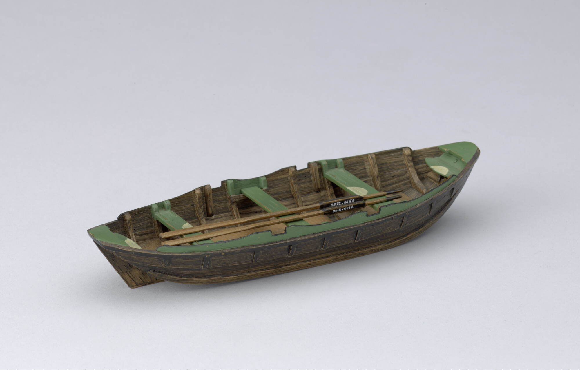 2012.0156; Model van een Hollandse roeiboot (Sliedrechts type); scheepsmodel
