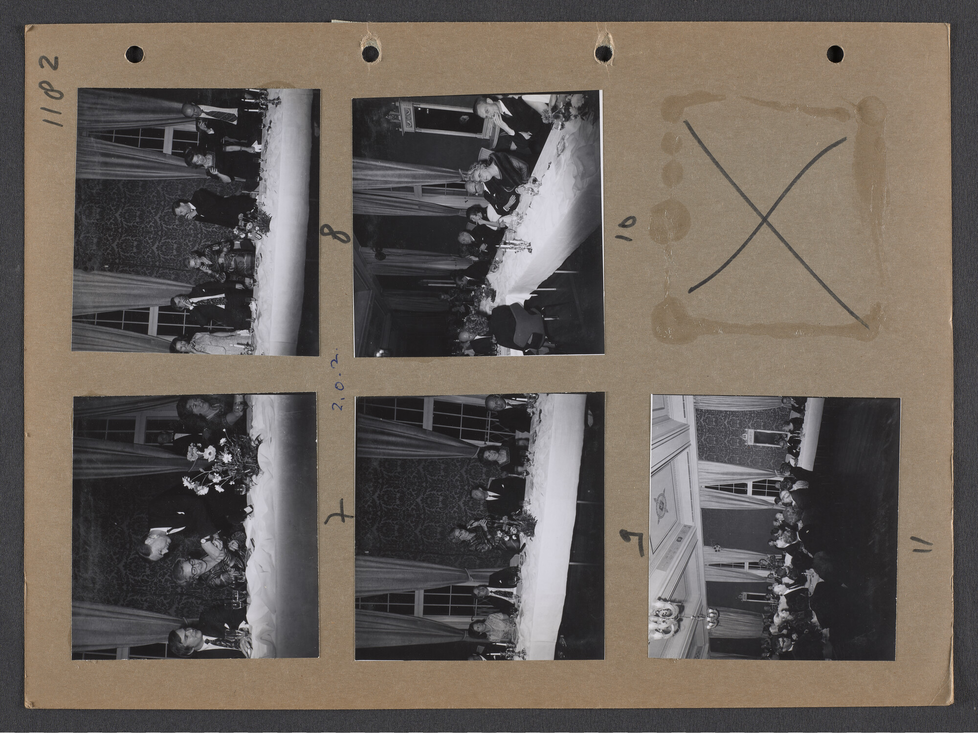 S.9102(30); Multomap met foto's door Ben Burgers, samengesteld door de Vereniging De Amsterdamsche Haven; foto