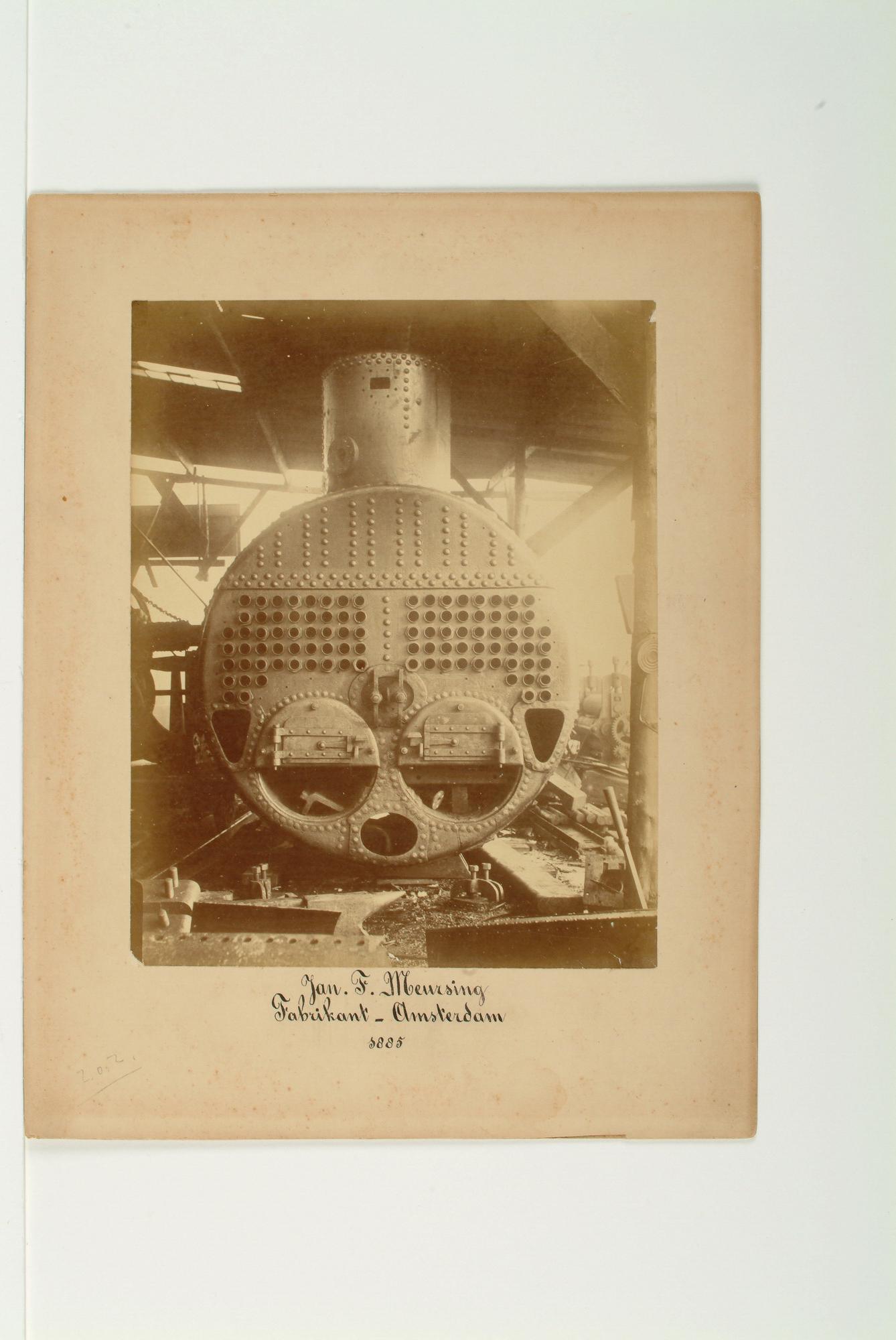 S.1156(06)262; Foto van de nieuwe stoomketel voor het ss. Stad Zwolle; foto