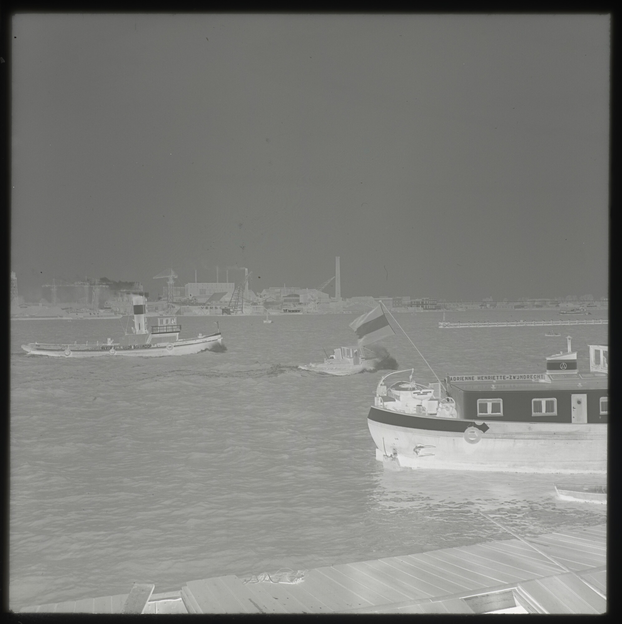 A.5263(02); Negatieven van een reis met het vrachtschip 'Woltersum' van de Stoomvaart; negatief