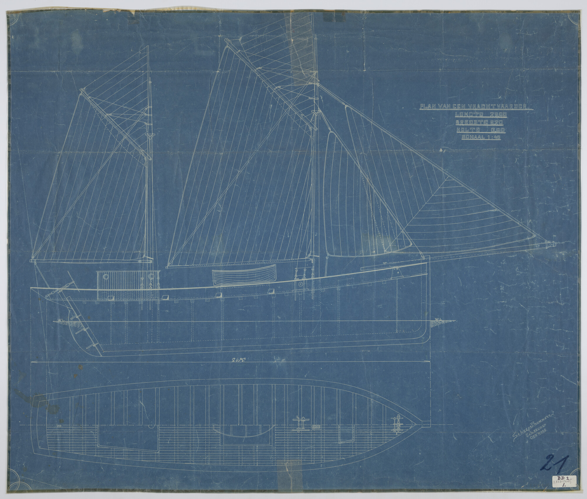 S.5181(014); Zij- en bovenaanzicht en tuigplan van een tweemast houten vrachtkotter; technische tekening