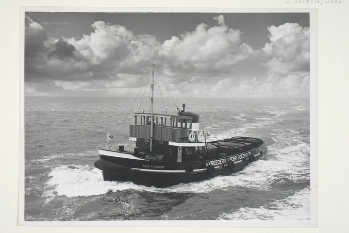 S.5219(12)0283; Foto's van de proefvaart van drie havensleepboten; fotoreportage