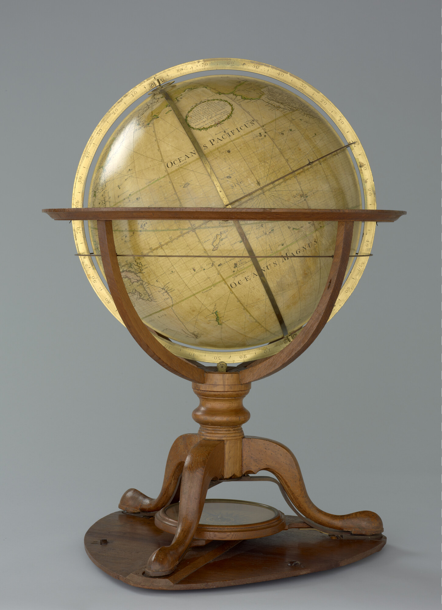 A.3372(01); Aardglobe van 46 cm. in doorsnede door George Adams, 1766; globe