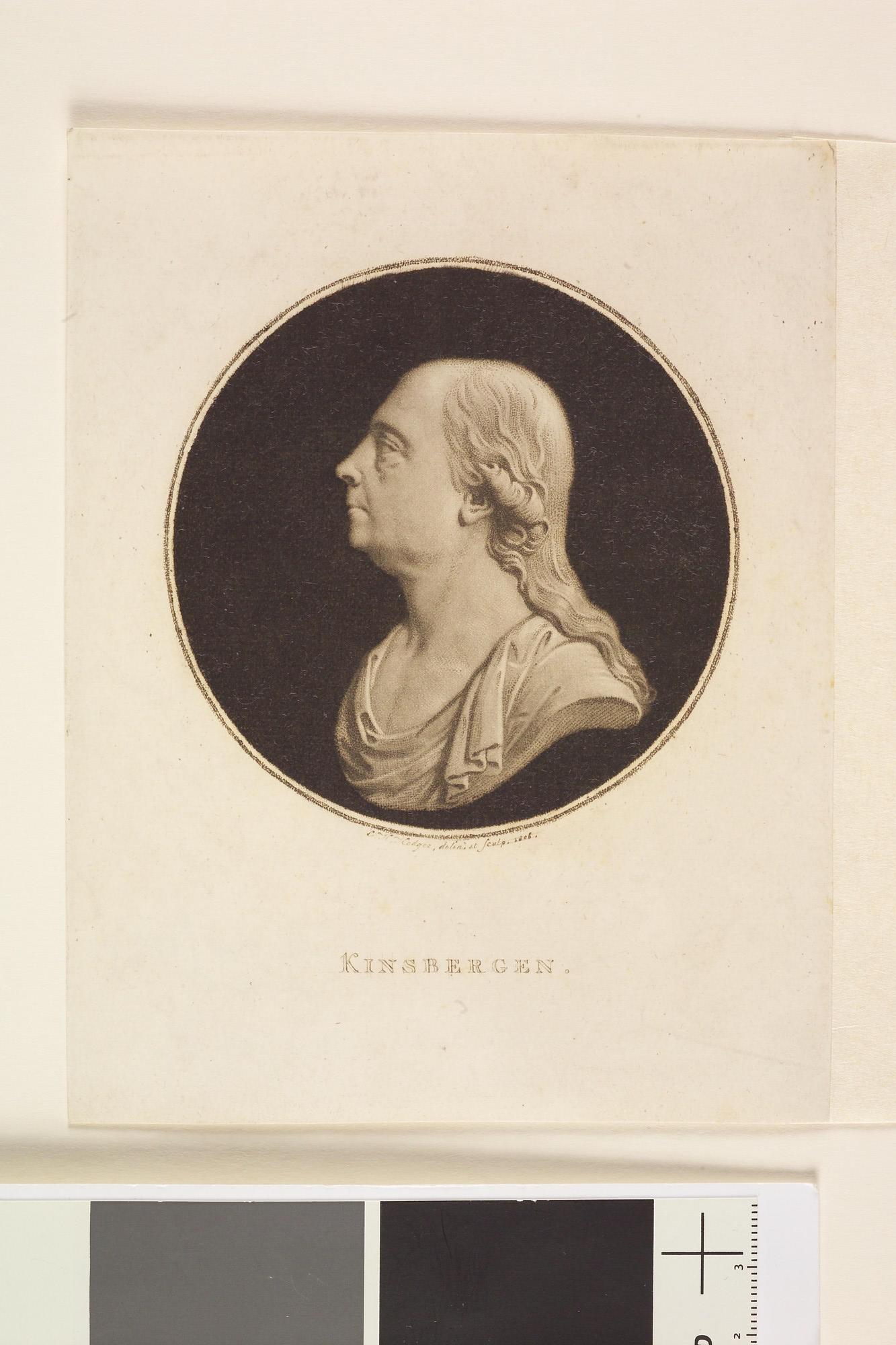A.0145(179) [nr 0056]; Portret van Admiraal van Kinsbergen, borstbeeld als antieke buste op donkere; prent