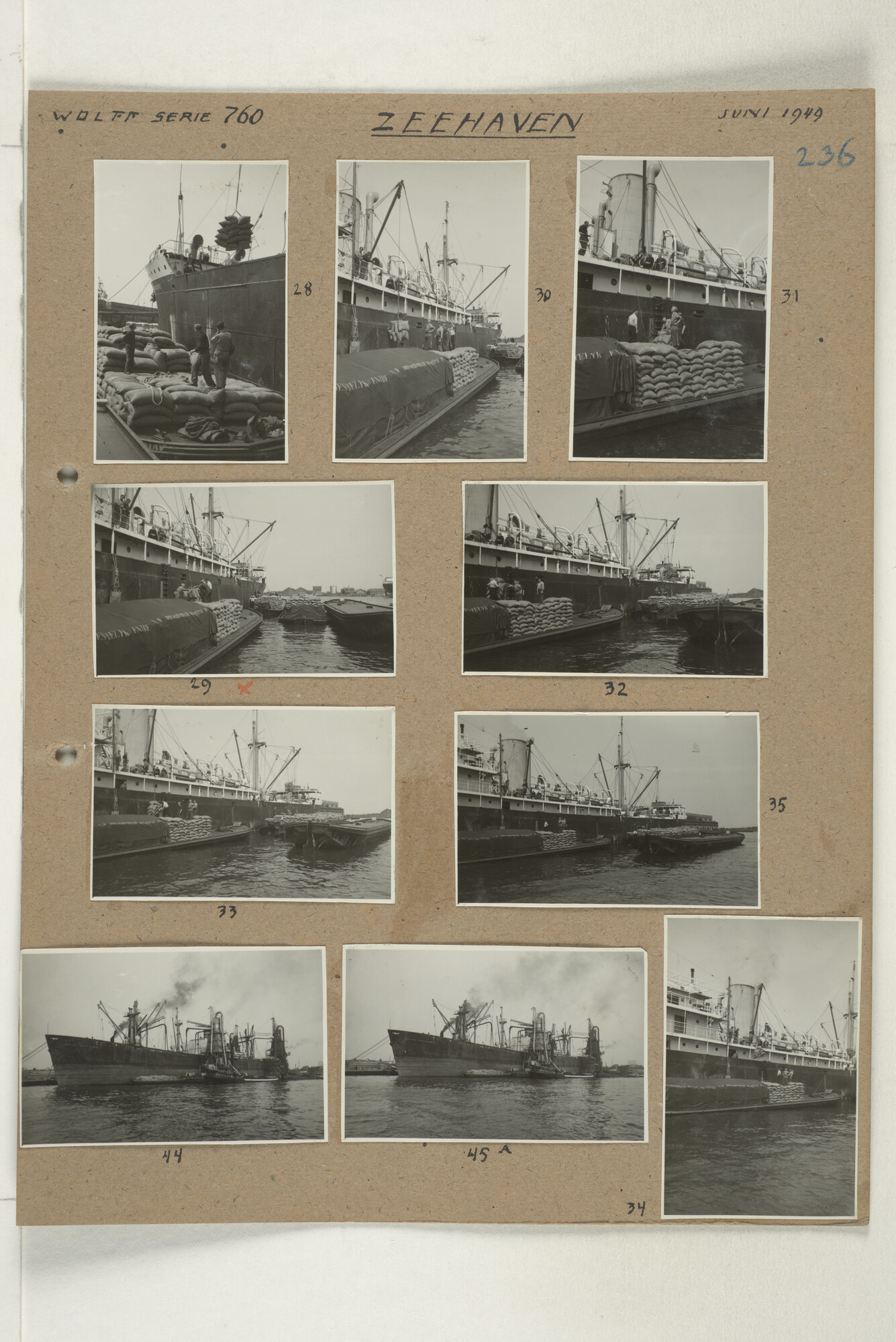 1998.2180; Omslag met een grote hoeveelheid proef foto's gemaakt in opdracht van de Gemeente Handelsinrichtingen in Amsterdam en de Koninklijke Hollandsche Lloyd te Amsterdam.; omslag