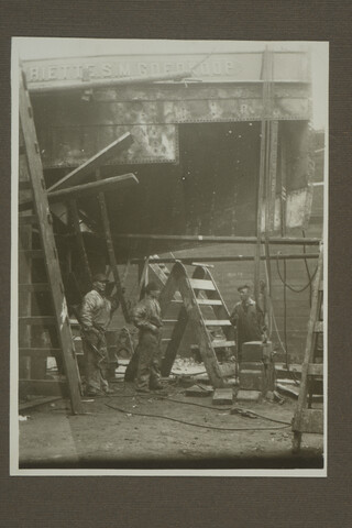 2001.1755; Omslag met vele foto's en knipsels van meest bergingsactiviteiten door Reederij v/h Gebroeders Goedkoop te Amsterdam in de periode 1929 / 1949; omslag