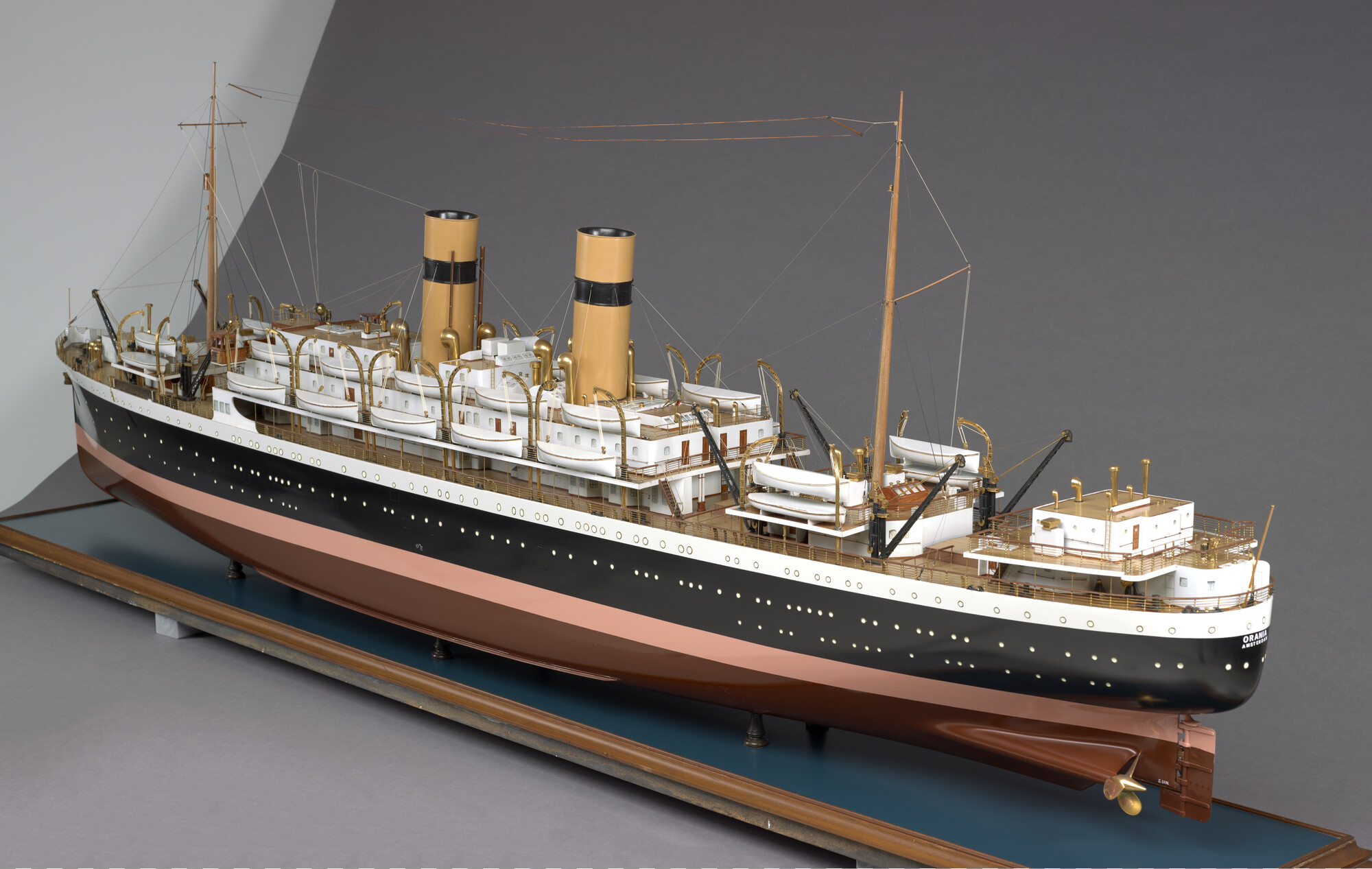 S.5774; Model van het ss. Orania; scheepsmodel