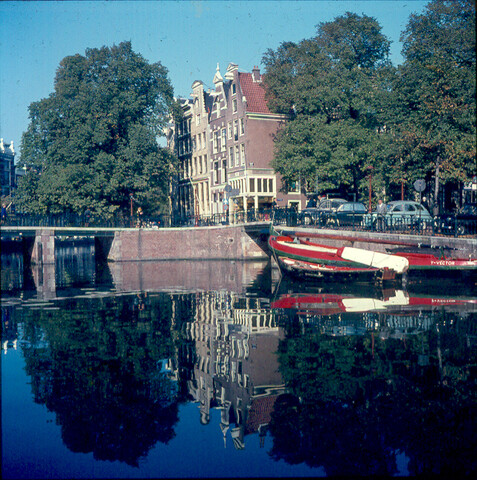 S.9100(0399); Hoek Leidsegracht/Keizergracht in Amsterdam; diapositief