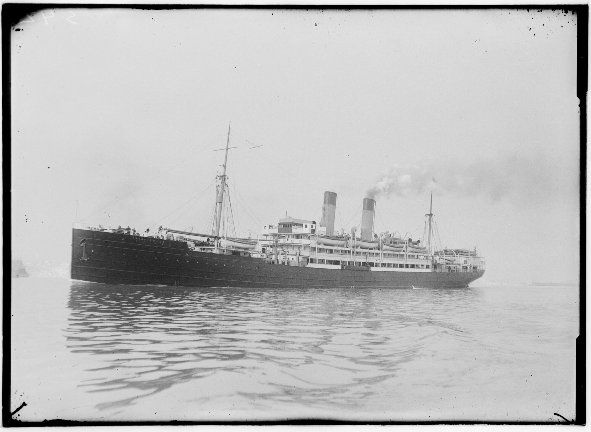 2018.1524; Glasnegatief van het passagiersschip Principello (Canadees, 1914); glasnegatief