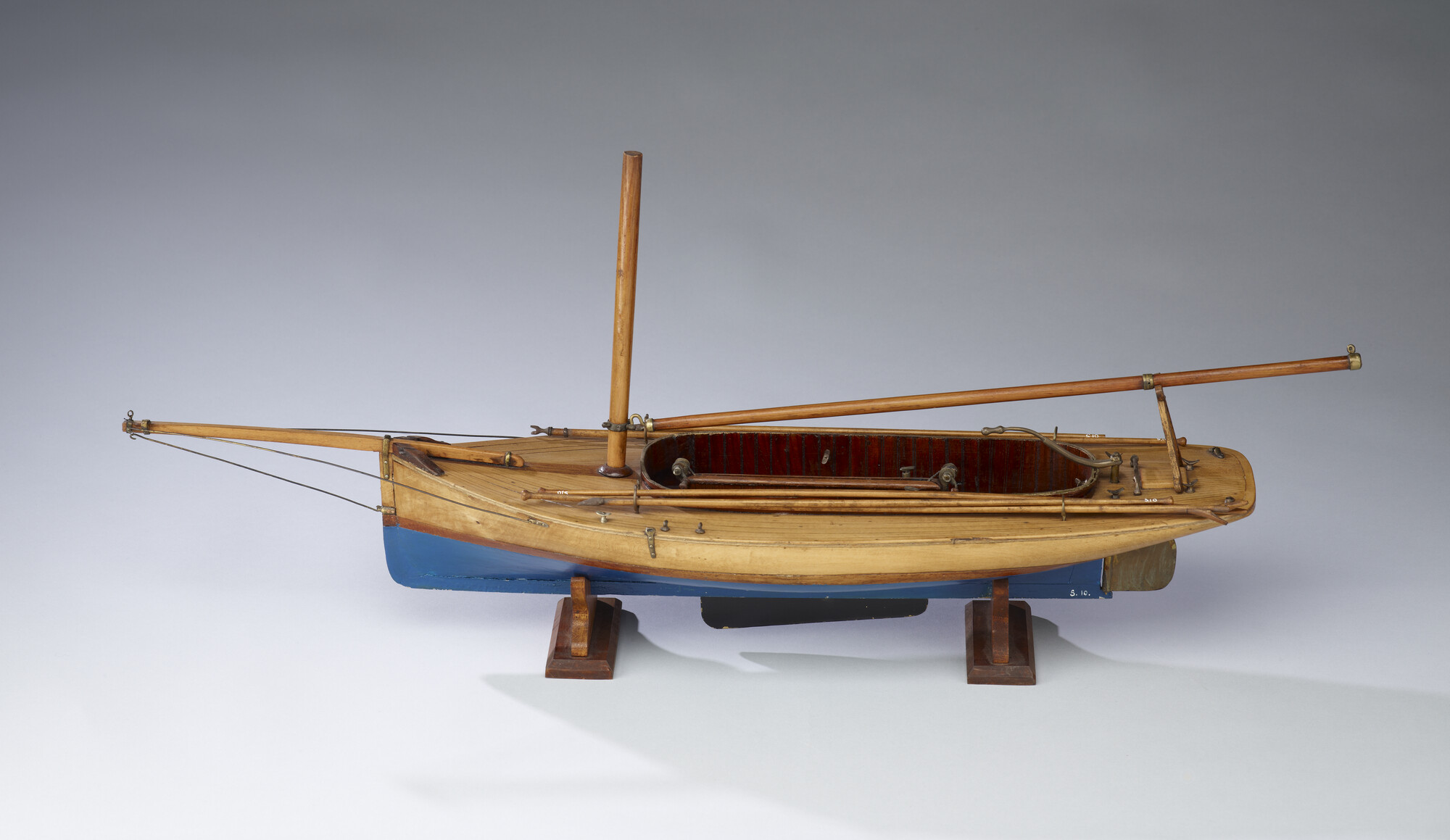 S.0010(03); Model van een midzwaardjacht; scheepsmodel