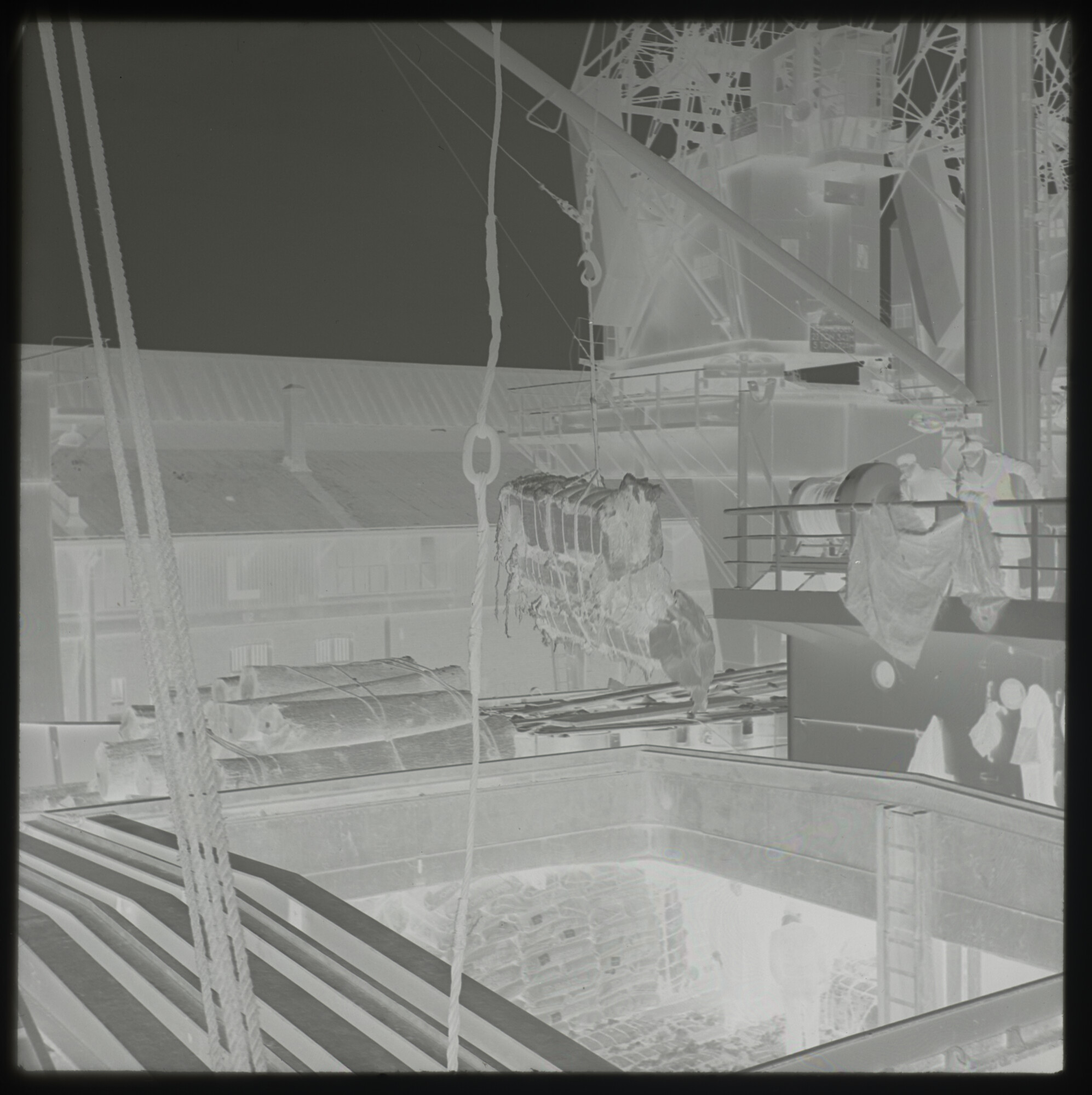 A.5263(02); Negatieven van een reis met het vrachtschip 'Woltersum' van de Stoomvaart; negatief