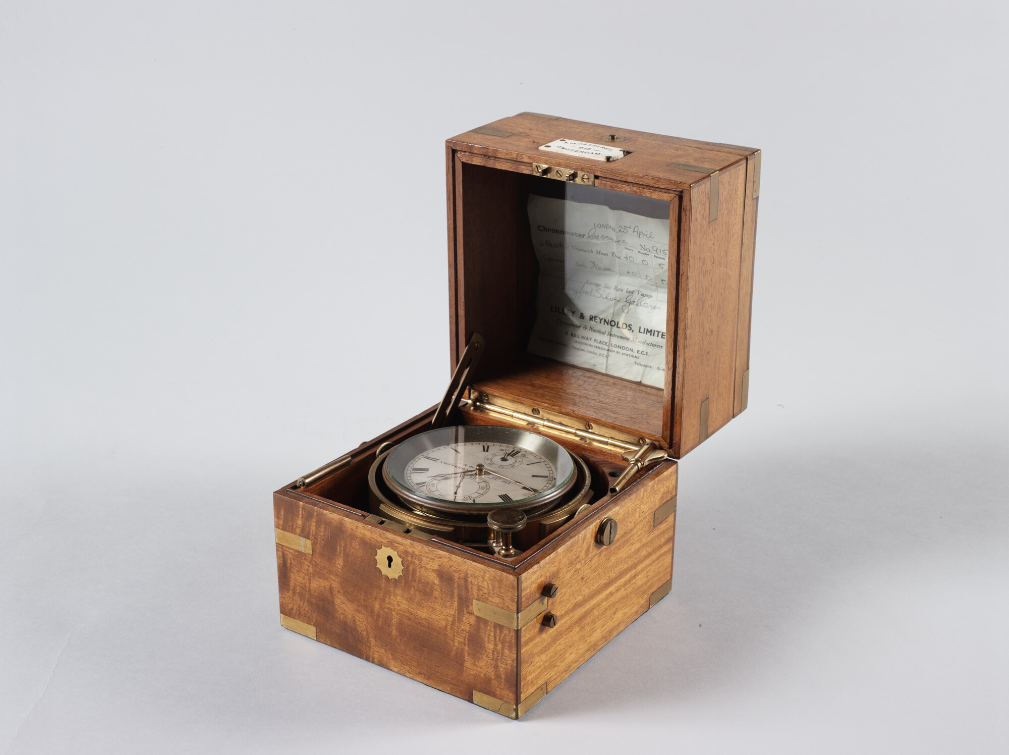 2019.0819; Maritieme achtdaagse chronometer of - tijdmeter gemaakt door de (American) Waltham Watch Company; tijdmeter