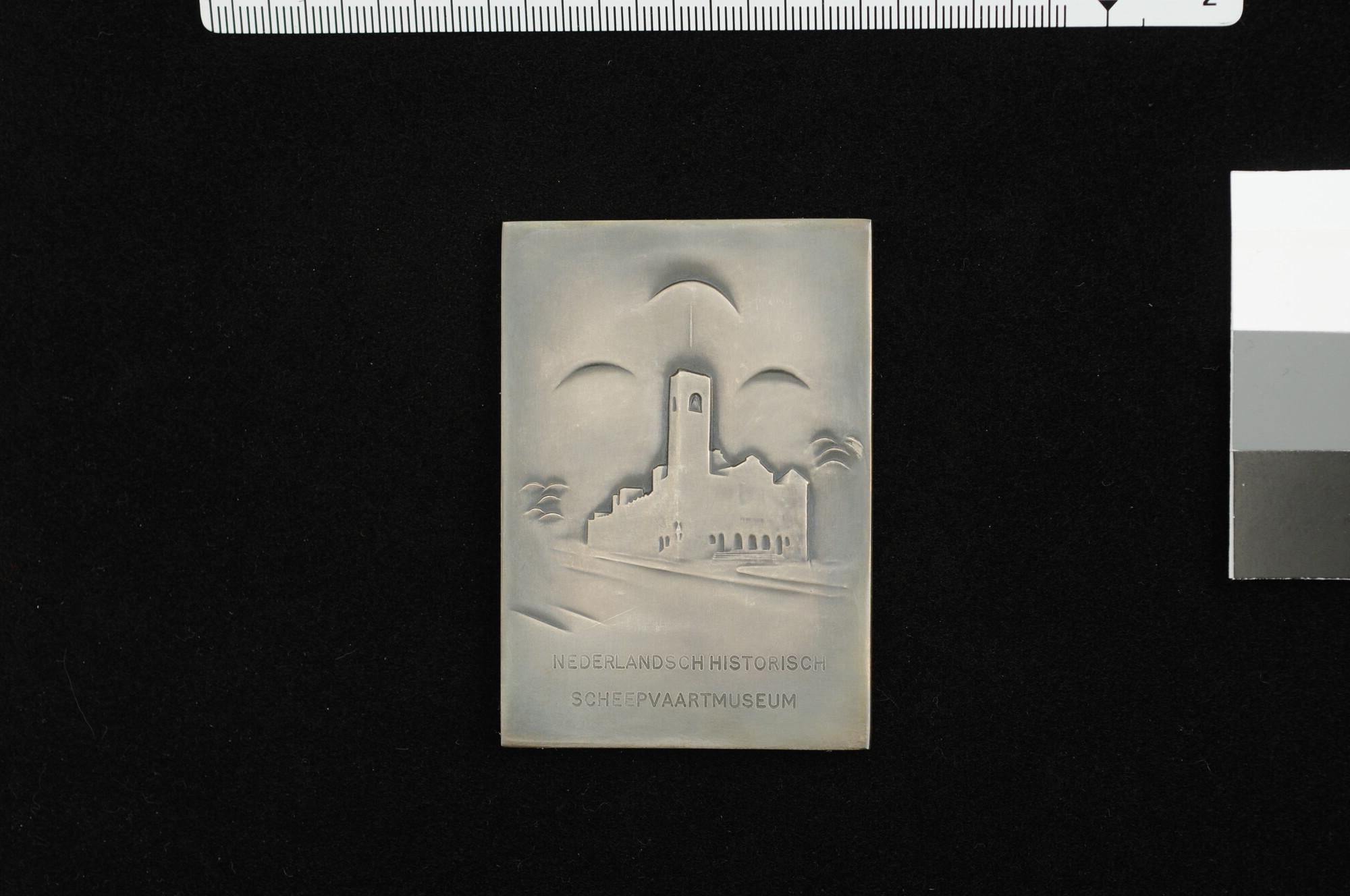 S.0588; Plaquette op de historische tentoonstelling te Amsterdam, 1925; penning