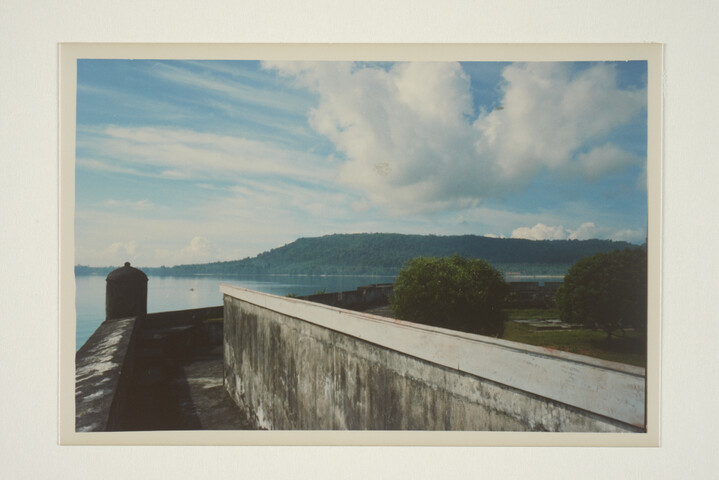 1992.1401; Kleurenfoto's van het Fort 'Duurstede' van de VOC in Indonesië; fotoreportage