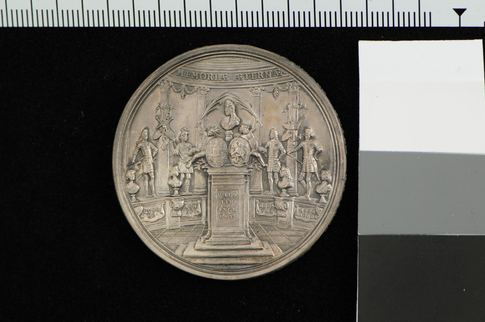 A.0040(01); Penning geslagen op het verslaan van de Franse vloot bij La Hogue, 1692; penning