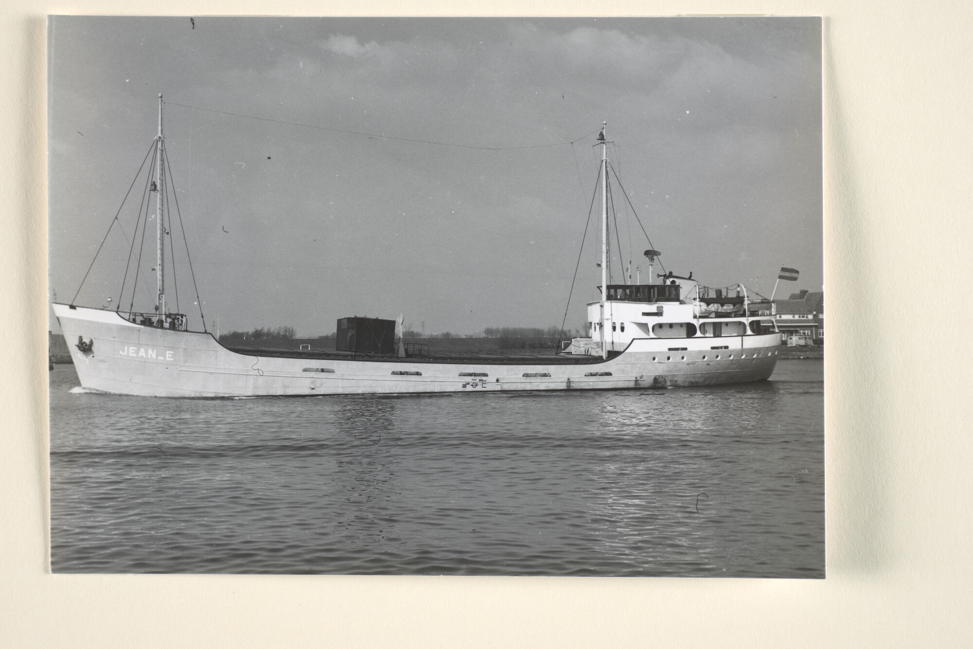 1996.2161; De coaster ms. Jean F (ex- Niagara) van Starintex; foto