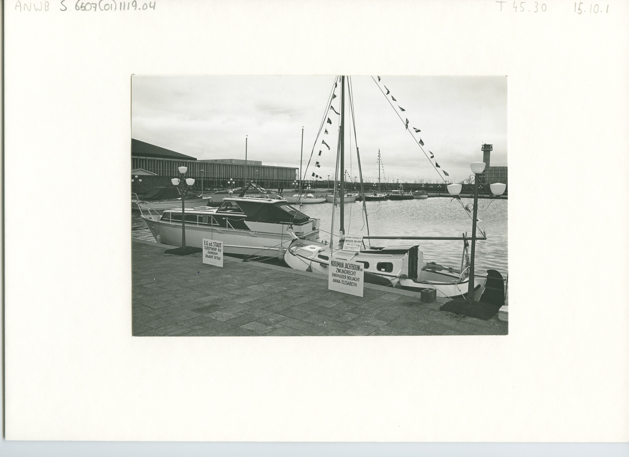 S.6507(01)1119.04; Foto van de HISWA 1966.; foto