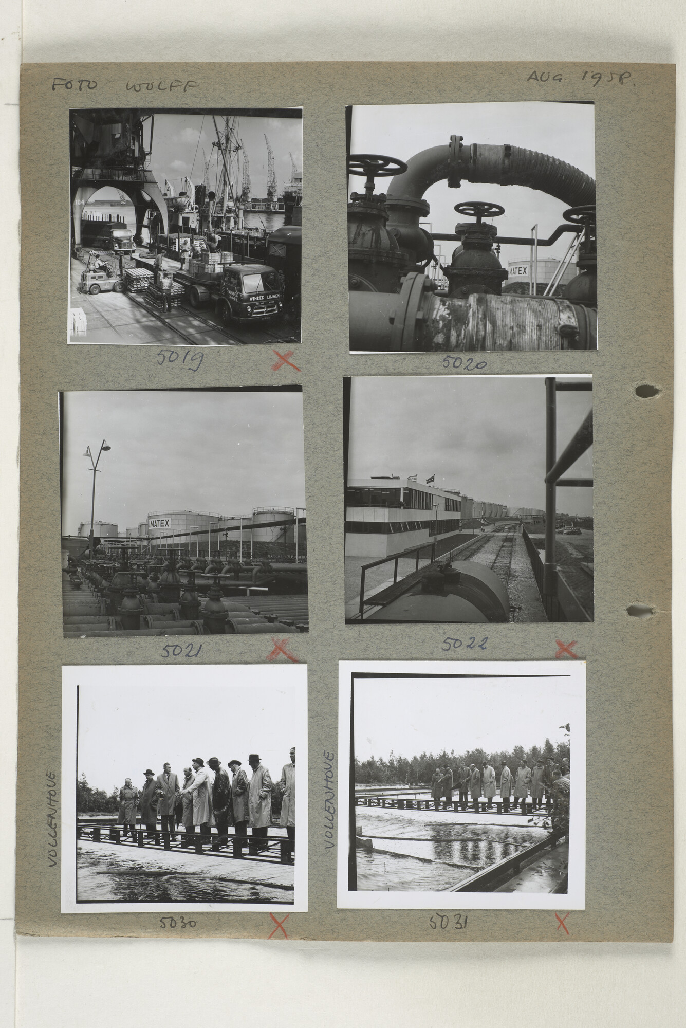 1998.2183; Omslag (voorheen ordner) met een grote hoeveelheid proef foto's van de haven en de stad van Amsterdam; omslag