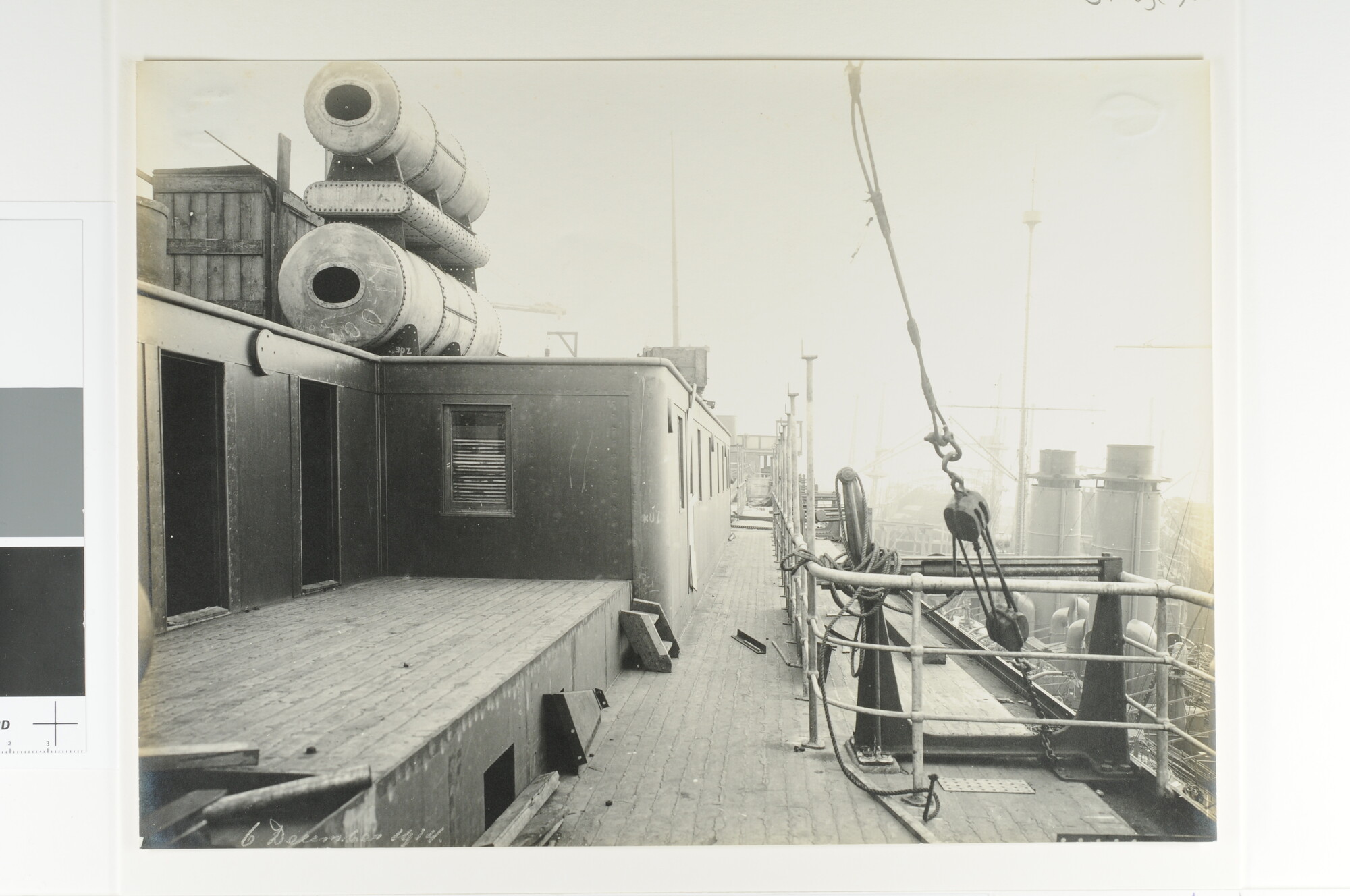 S.1239(02)06; Foto's van het mailschip ss. Jan Pieterszoon Coen tijdens afbouw; fotoreportage