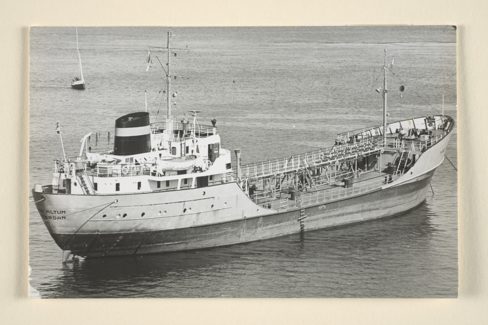 1996.1213; De chemicaliëntanker ms. Mare Altum (ex- Rollo) van Gebr. De Haas [...]; foto