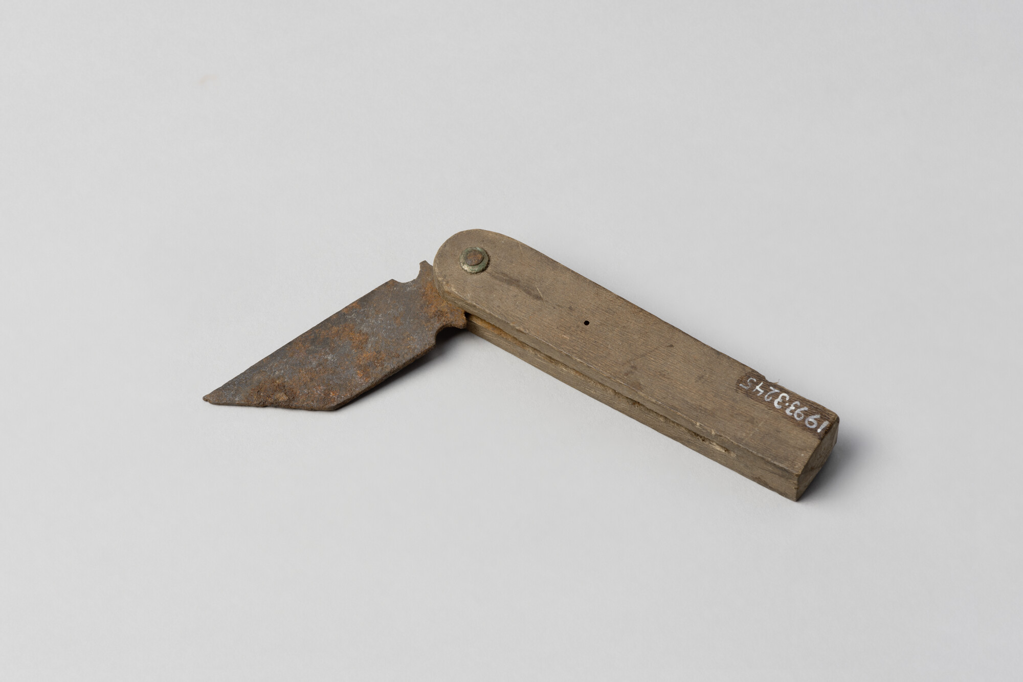 1993.3245; Inklapbare zweihaak; gereedschap