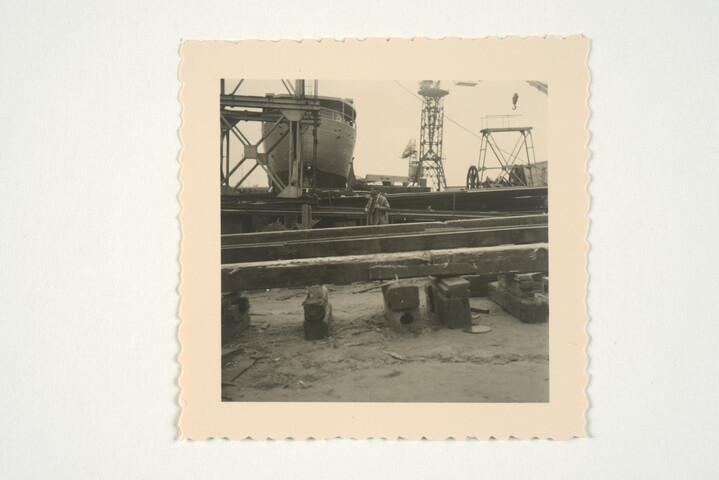 S.5219(12)0697; De kustvaarder ms. 'Oosterburgh' van Wm; foto