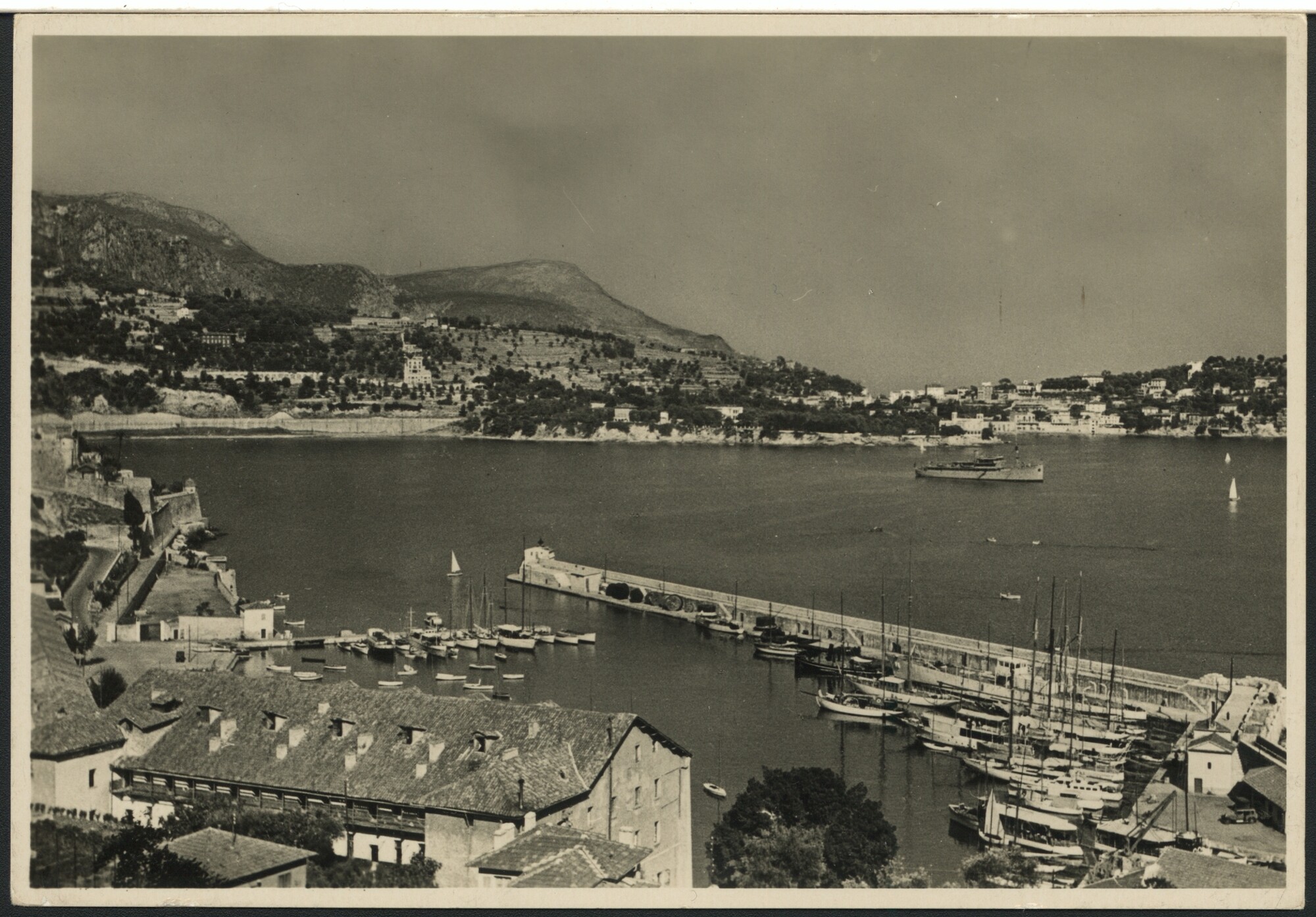 1993.4099; Uitzicht op de Baai van Villefranche; prentbriefkaart